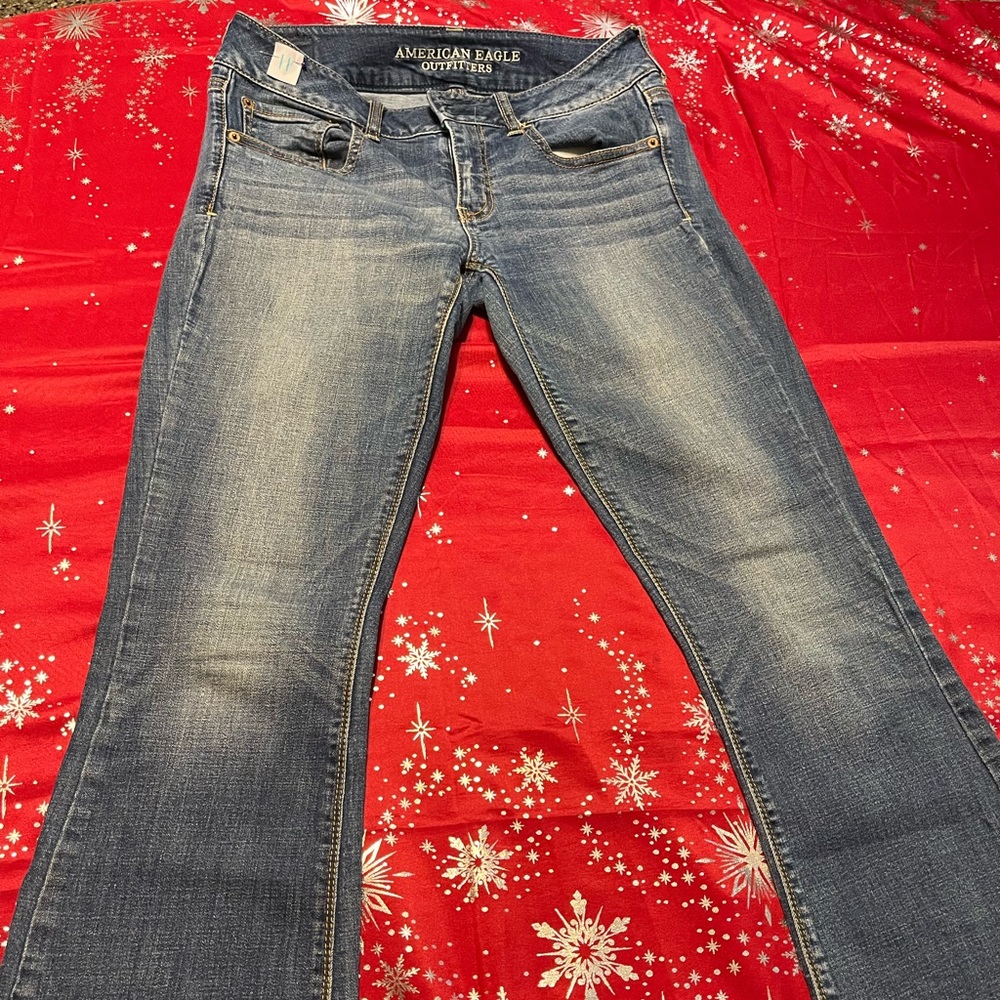 American eagle jeans, low waisted, size 8